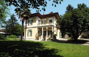  Villa D'Azeglio  Альбьяно-Д'ивреа